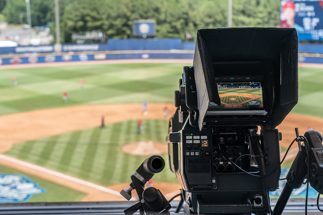 video streaming and broadcast system in sports arena